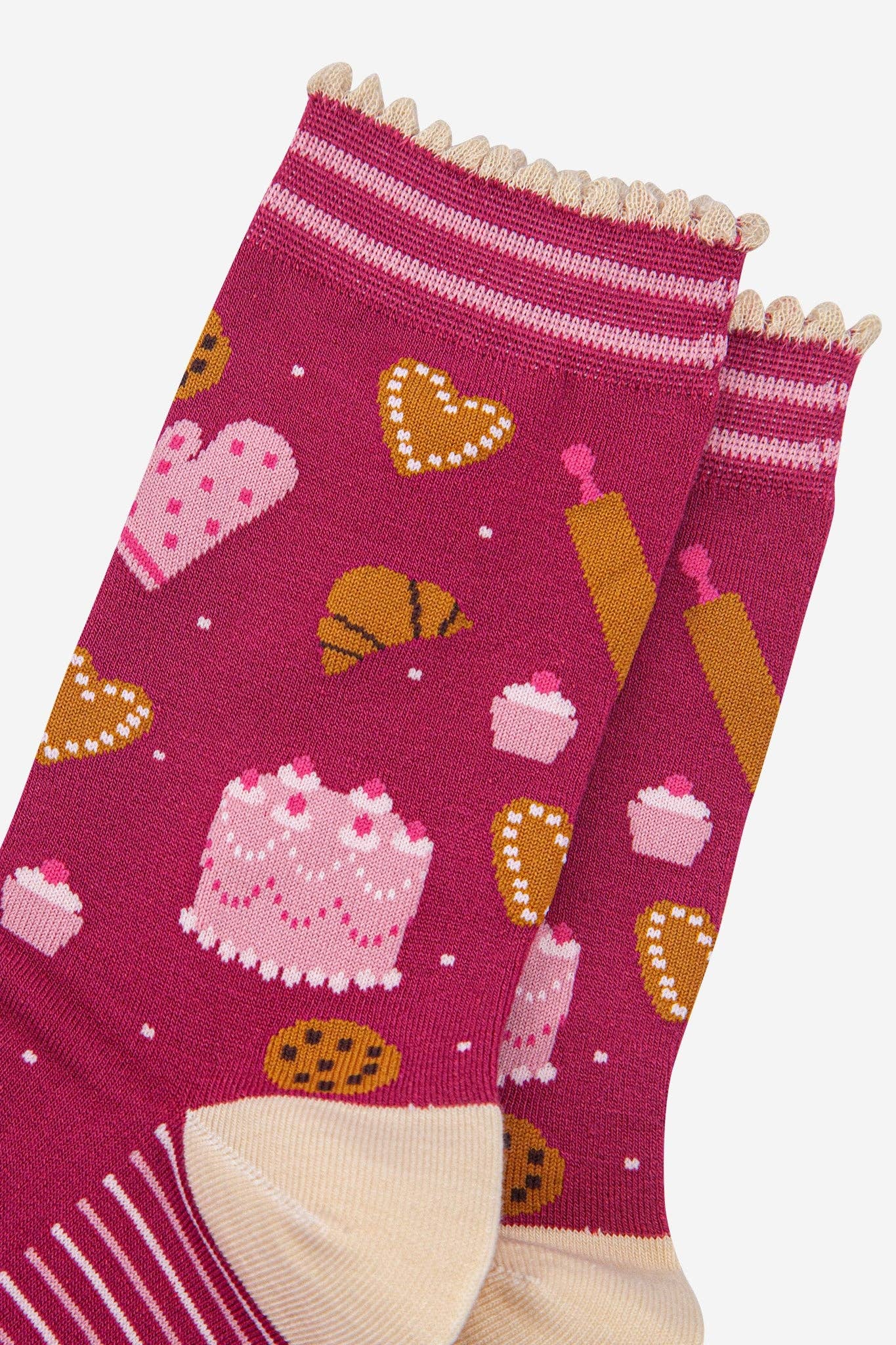Women's Bamboo Socks - Raspberry/Light Pink, Baking