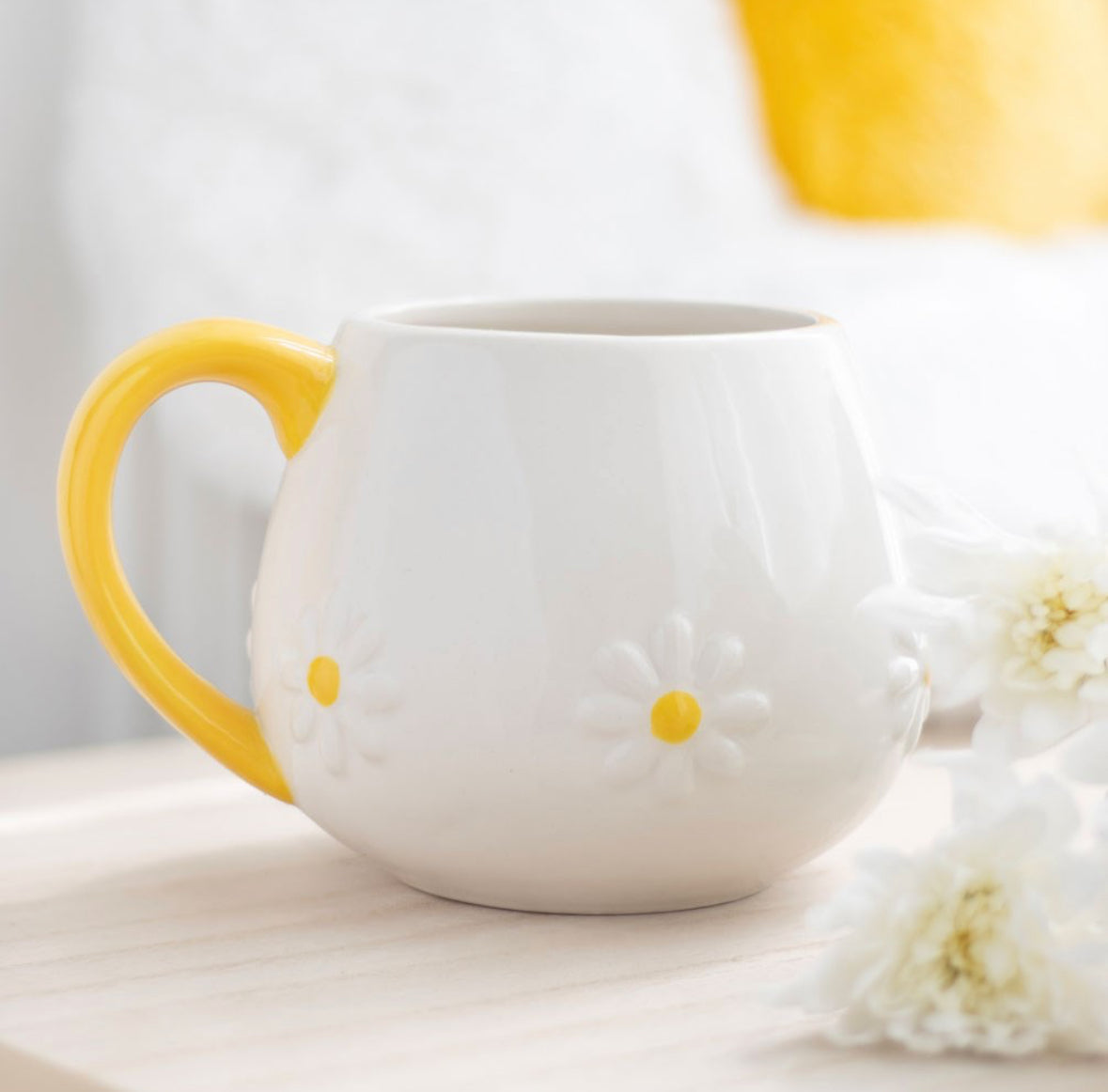 Yellow & white daisy mug large