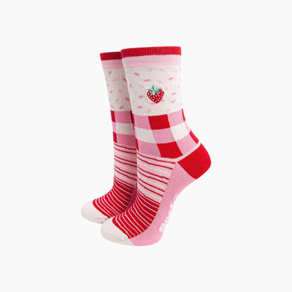 Embroidered Strawberry Combed Cotton Socks in Pink