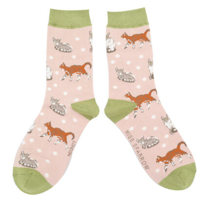 Bamboo socks - dusky pink cats